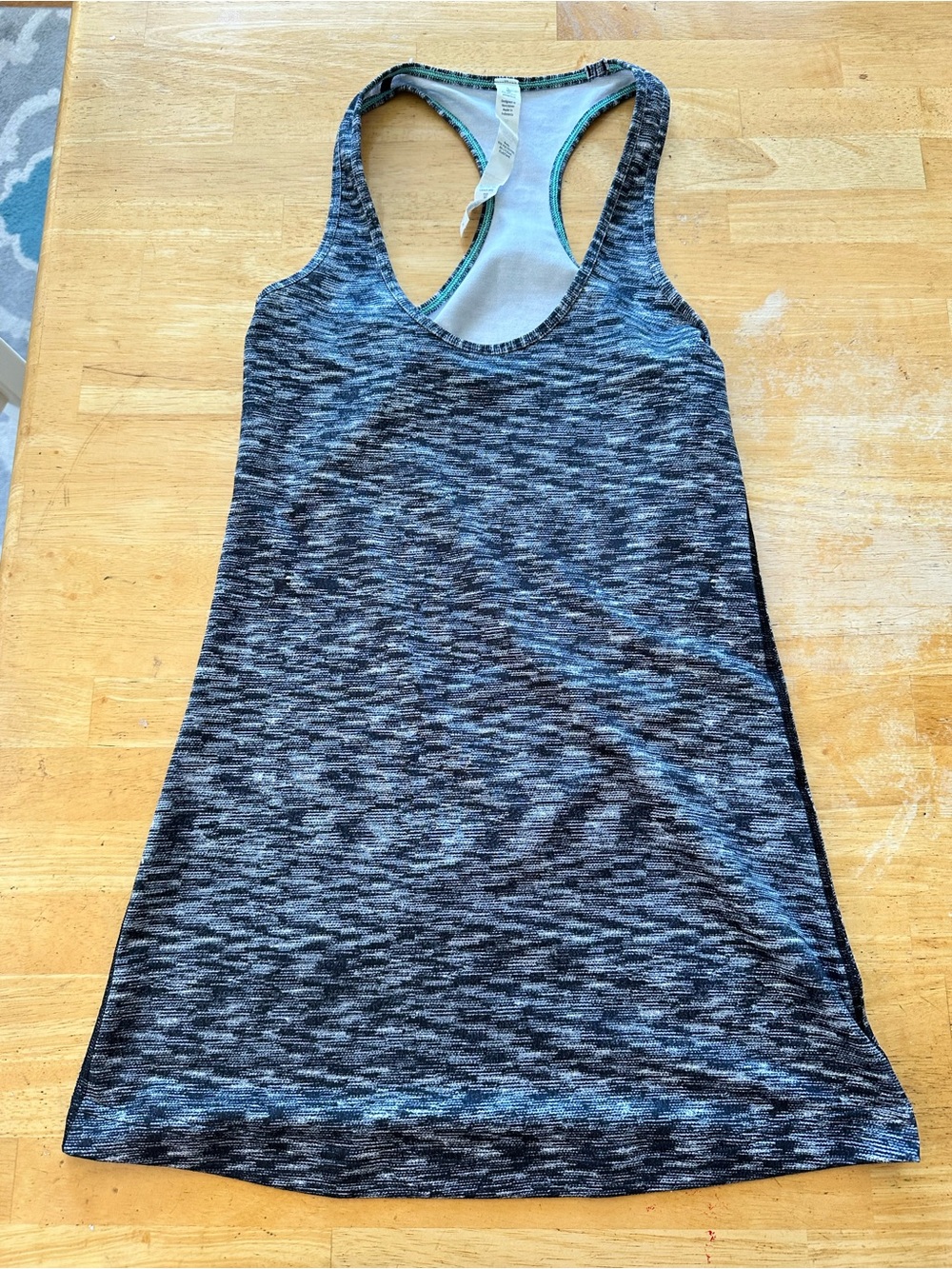Lululemon racerback tank top size 4